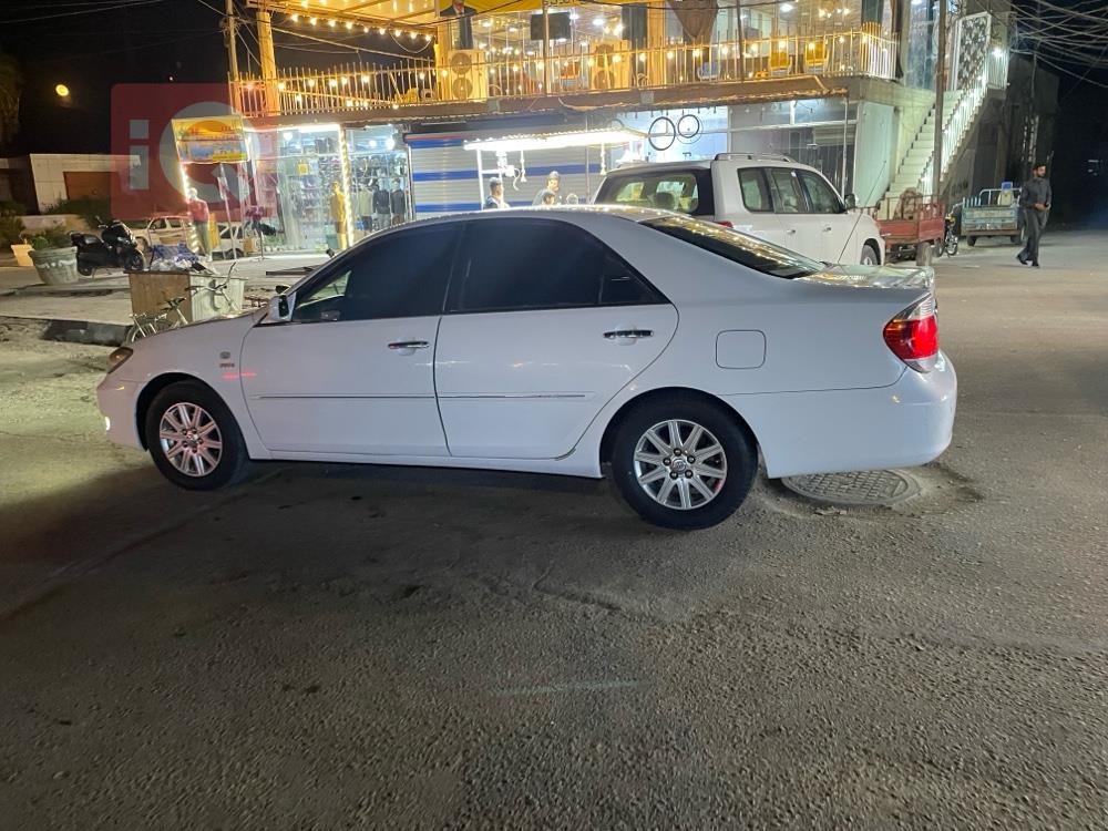 تۆیۆتا کامری